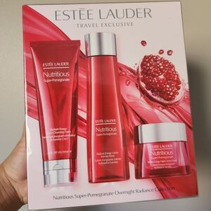 Estee Lauder Nutritious Super-Pomegranate Skincare
